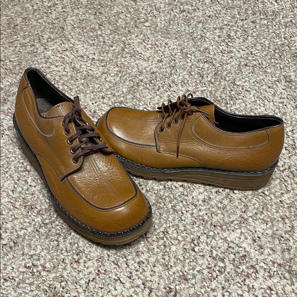 Vintage 70s steel shank Men's Brown Leather wedge heel Shoes-